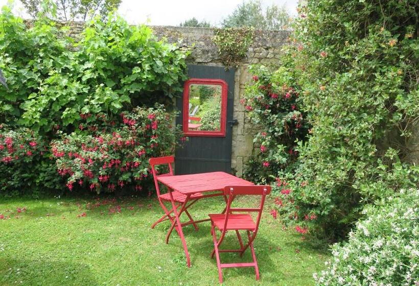 کلبه ییلاقی, La Naomath   Maison D Hôtes, Hébergement Insolite & Gîte