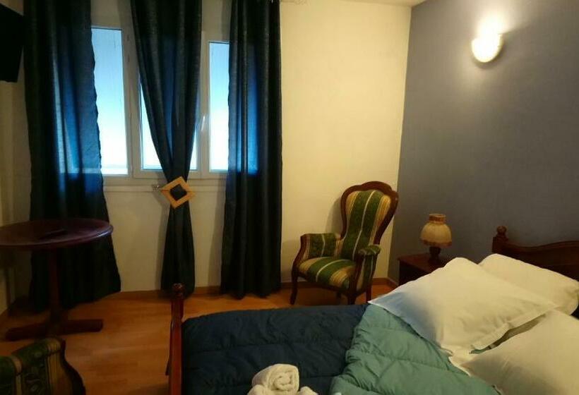 اتاق استاندارد, Hôtel Le Passage De Vallon