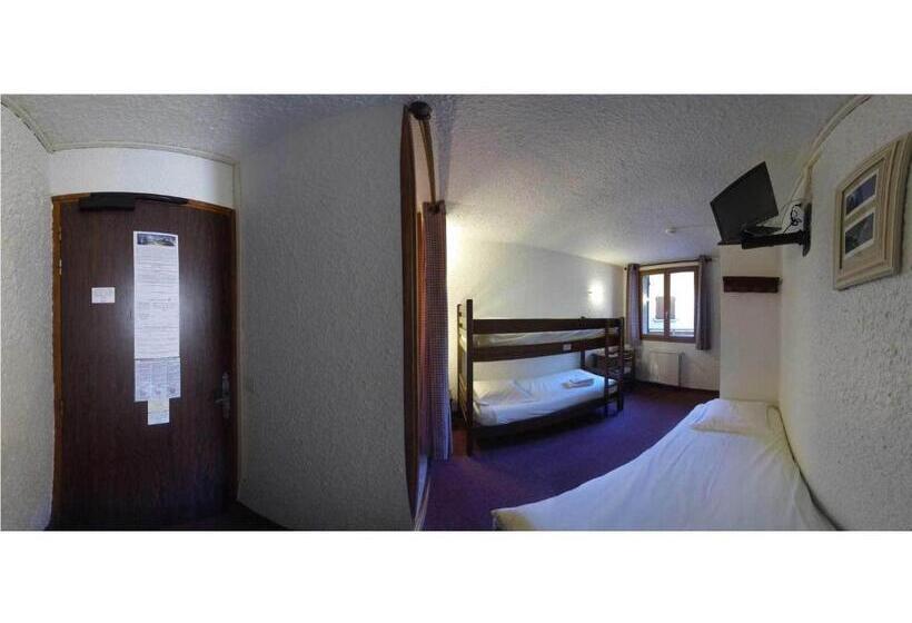 اتاق استاندارد با تخت‌های تاشو, Hôtel Les Gardettes