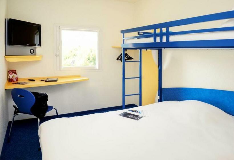 اتاق استاندارد سه نفره, Ibis Budget Amboise