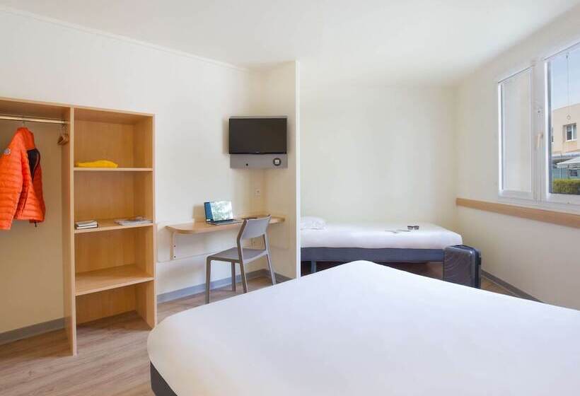 اتاق استاندارد سه نفره, Ibis Budget Aubagne Paluds Agora