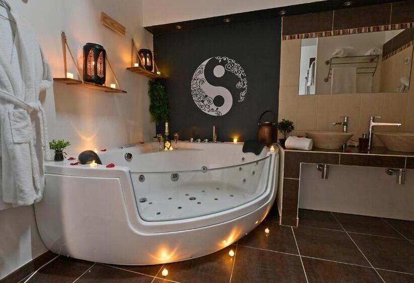 اتاق لوکس, Chambres D Hôtes La Filature