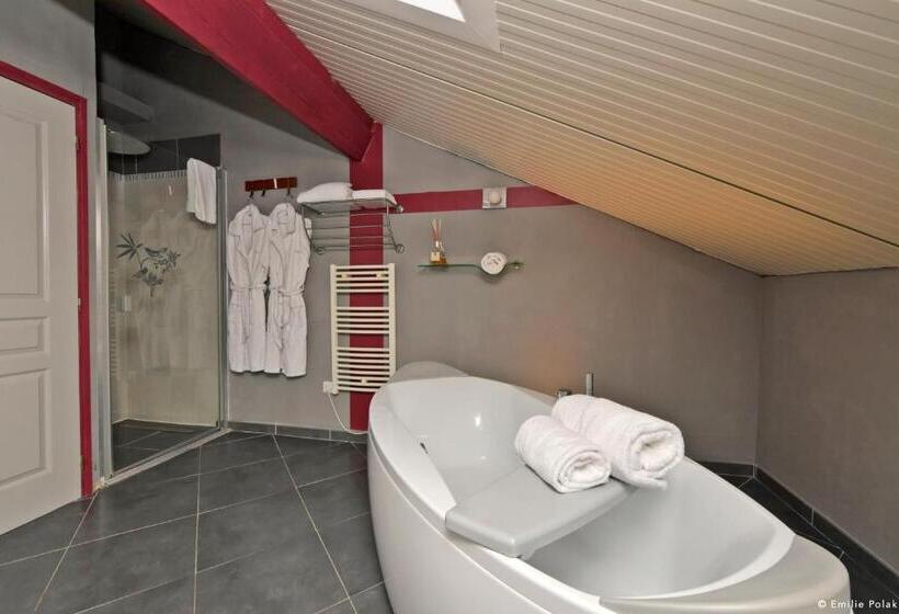 سوییت, Chambres D Hôtes La Filature