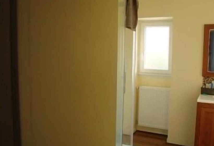 اتاق استاندارد, Chambres De Condate