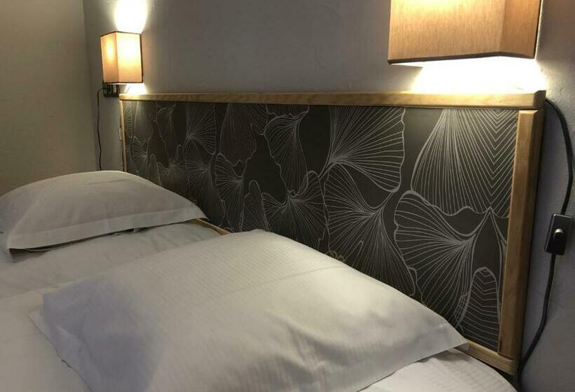 اتاق استاندارد سه نفره, Chambres D'hôtes Les Vignes