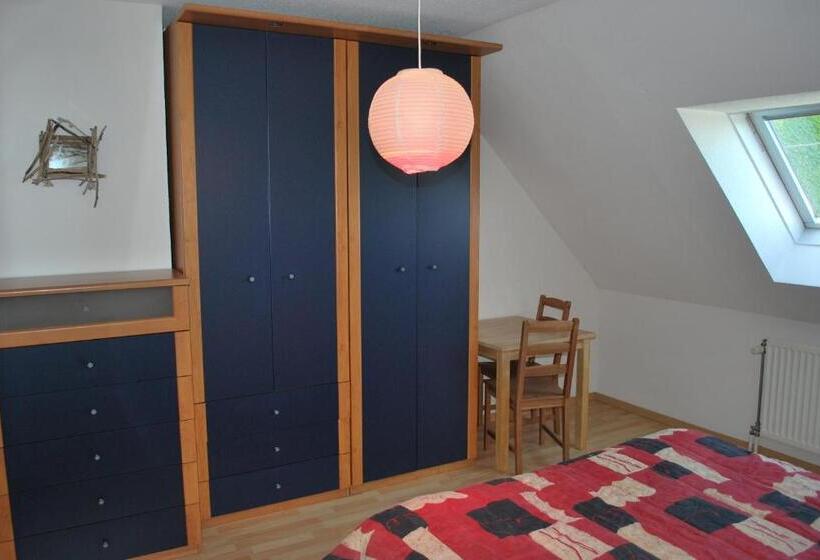 آپارتمان 1 خوابه با تراس, Chambres D'hôtes Les Vignes