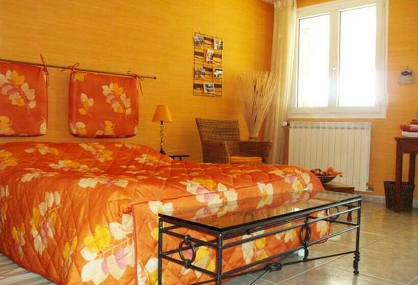 اتاق استاندارد با تخت بزرگ, Le Panorama   Chambres D Hôtes   Cuisine Disponible