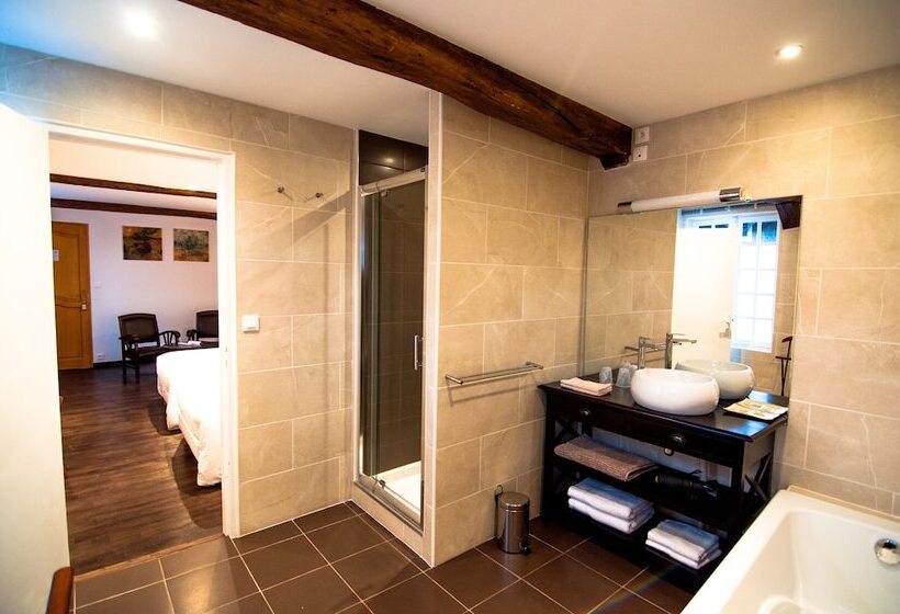 اتاق سوپریور, Le Relais Du Beffroi