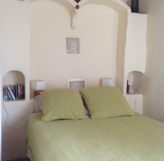 اتاق استاندارد, Maison D'hôtes Mas De Barbut