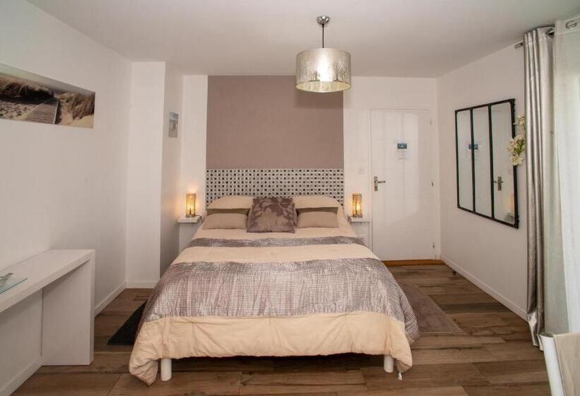 اتاق لوکس با تراس, Maison Lucilda