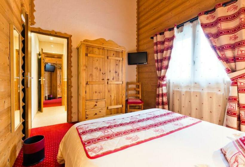 اتاق استاندارد چهار تخته, Hôtel Le Tremplin