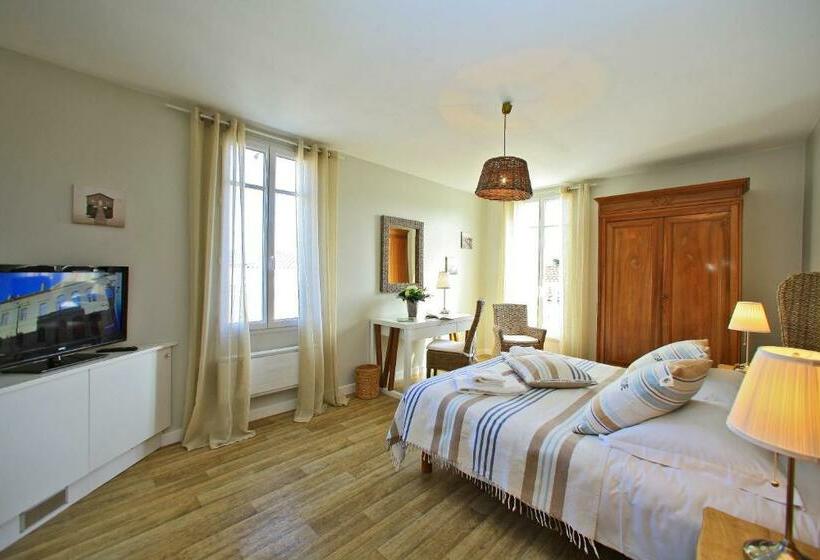 اتاق پرستیژ, Logis Hôtel La Chaize