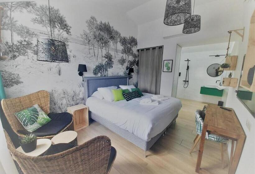 اتاق استاندارد با تخت بزرگ, Logis Hôtel La Chaize