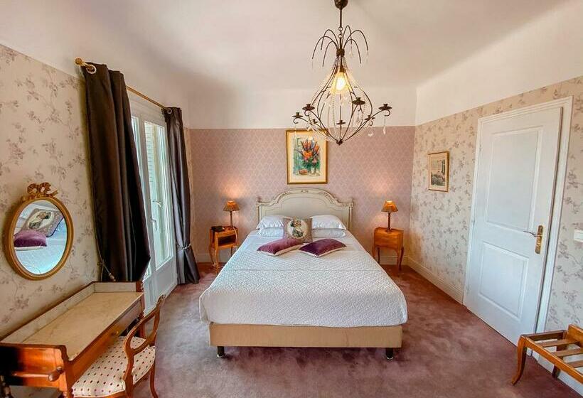 اتاق سوپریور با بالکن, Relais Du Postillon