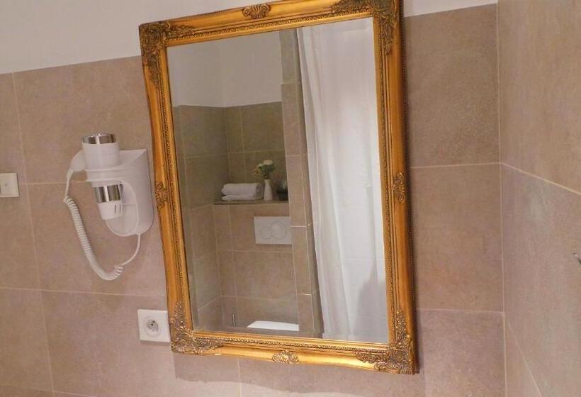 اتاق راحتی, Relais Du Postillon