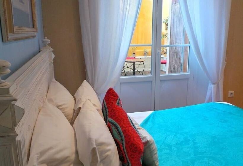 اتاق استاندارد اینتریور, Relais Du Postillon