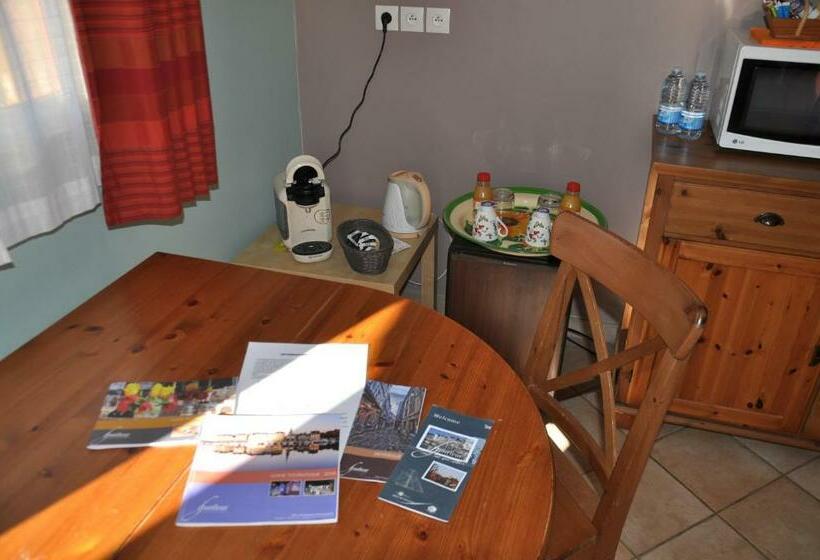 اتاق استاندارد, Chambre D'hôtes De L'estuaire