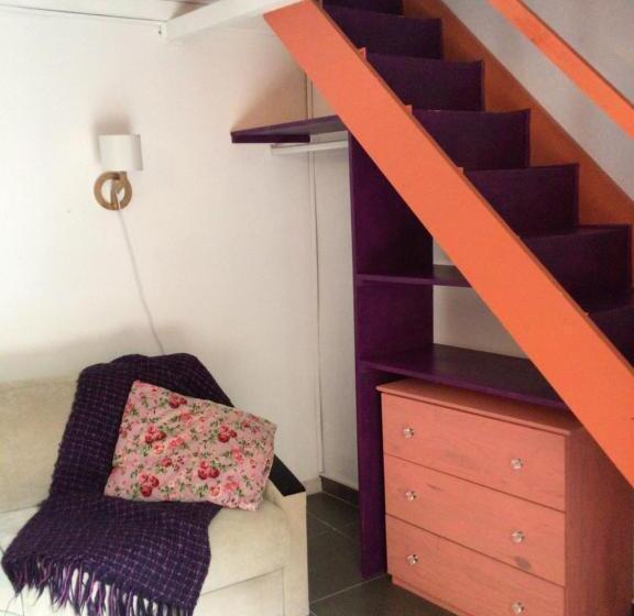 اتاق خانوادگی, Studio Accueillant Pour 2, Wifi Et Climatisation