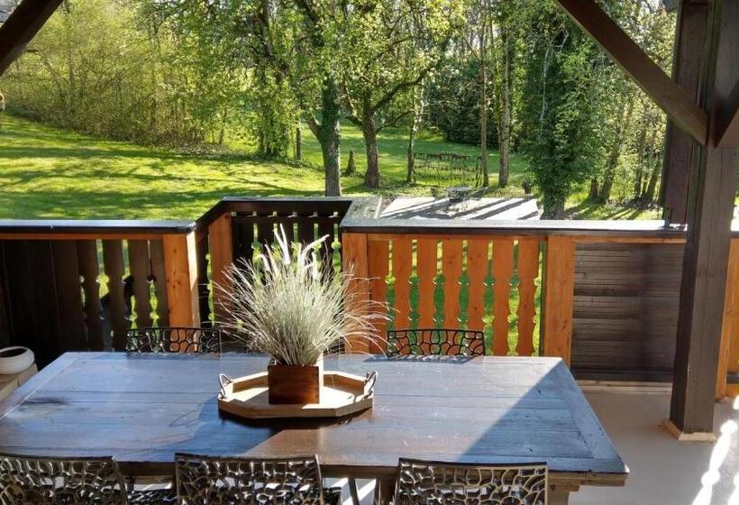 اتاق استاندارد چهار تخته, Domaine De L'olifant