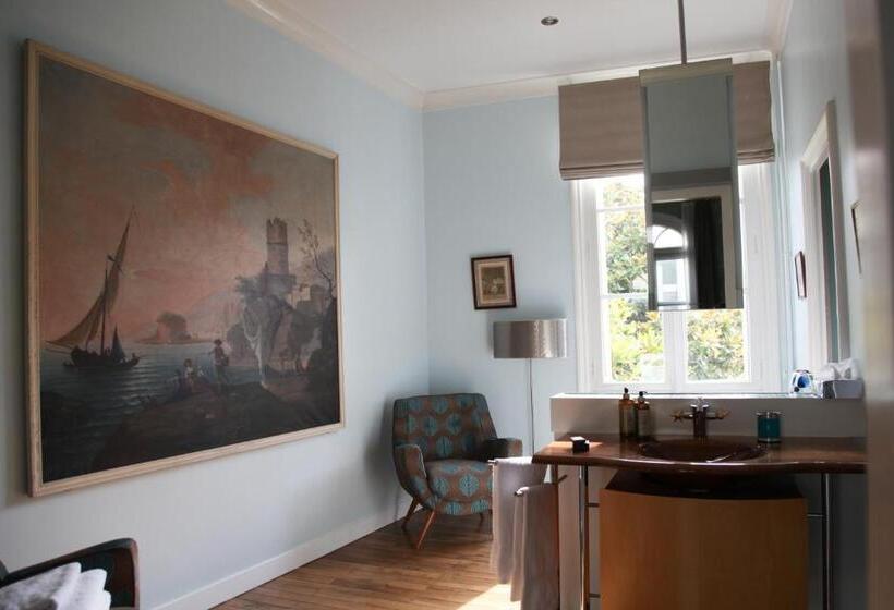 اتاق سوپریور, La Maison Jules