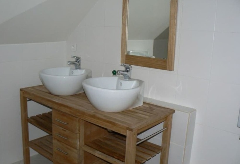 اتاق استاندارد, Le Manoir Des Chapelles