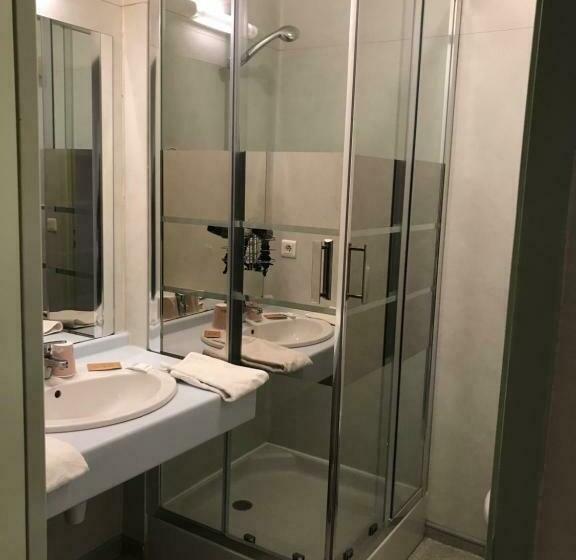 اتاق استاندارد چهار تخته, Abel Hôtel