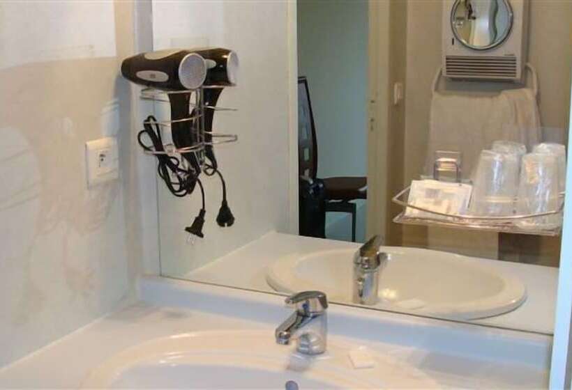اتاق استاندارد چهار تخته, Abel Hôtel