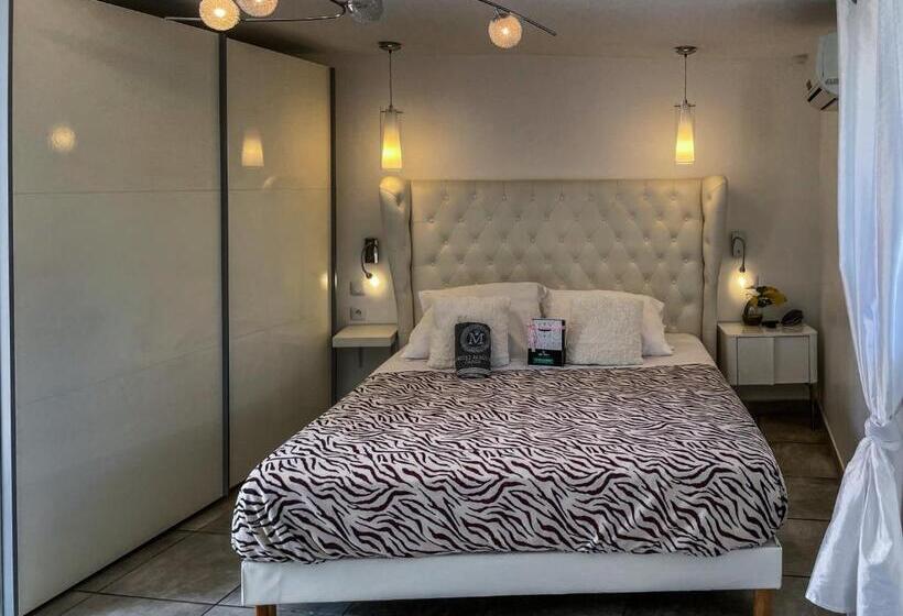 اتاق استاندارد با تخت بزرگ, Hôtel Eden Cassis   Parking Privé