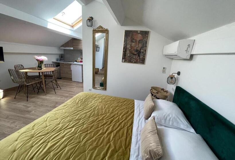 استودیوی استاندارد, Hôtel Eden Cassis   Parking Privé