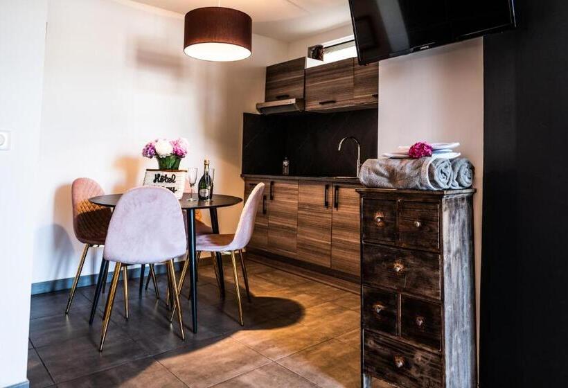 استودیو استاندارد با بالکن, Hôtel Eden Cassis   Parking Privé