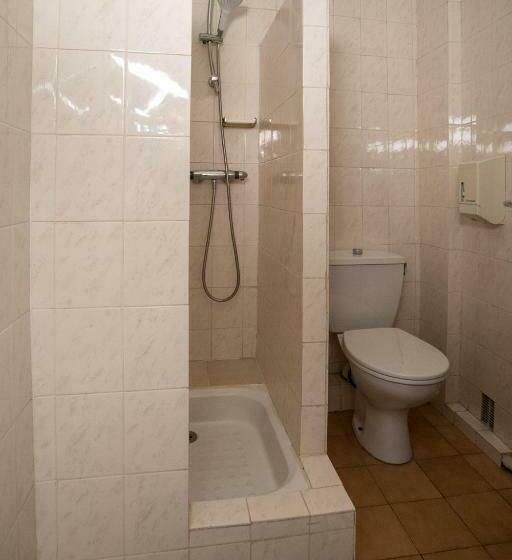 اتاق استاندارد یک نفره, Hôtel Les Orangers