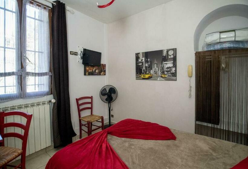 اتاق استاندارد یک نفره, Hôtel Les Orangers