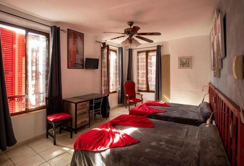 اتاق سوپریور با چشم‌انداز باغ, Hôtel Les Orangers