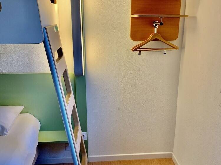 اتاق استاندارد سه نفره, Ibis Budget Concarneau