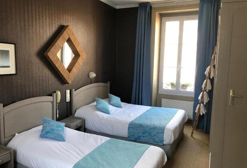 اتاق استاندارد چهار تخته, Maison Richet