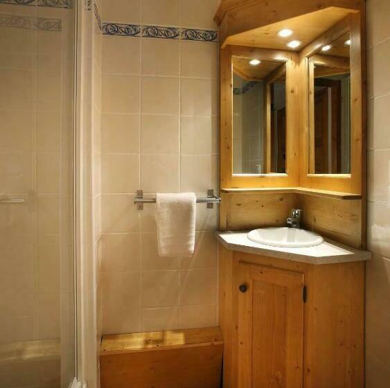 آپارتمان 3 خوابه, Chalet Des Neiges Oz En Oisans