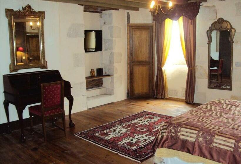 اتاق سوپریور, Chateau Du Four De Vaux