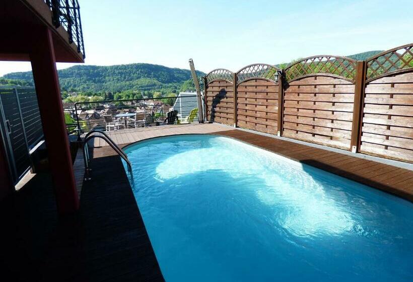 اتاق سوپریور, La Colline Aux Yeux Doubs