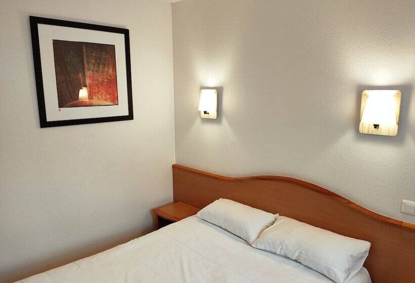 اتاق استاندارد, Brit Hotel Essentiel Cahors Nord