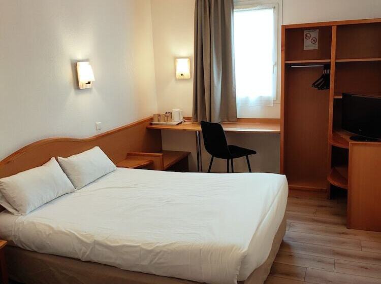 اتاق استاندارد سه نفره, Brit Hotel Essentiel Cahors Nord
