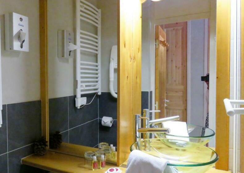 اتاق استاندارد, Chalet Hôtel L Ecureuil