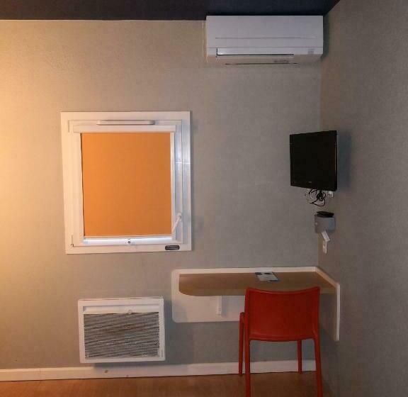 اتاق لوکس, Ibis Budget Cergy St Christophe