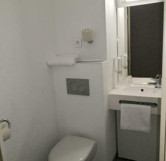 اتاق لوکس, Ibis Budget Cergy St Christophe