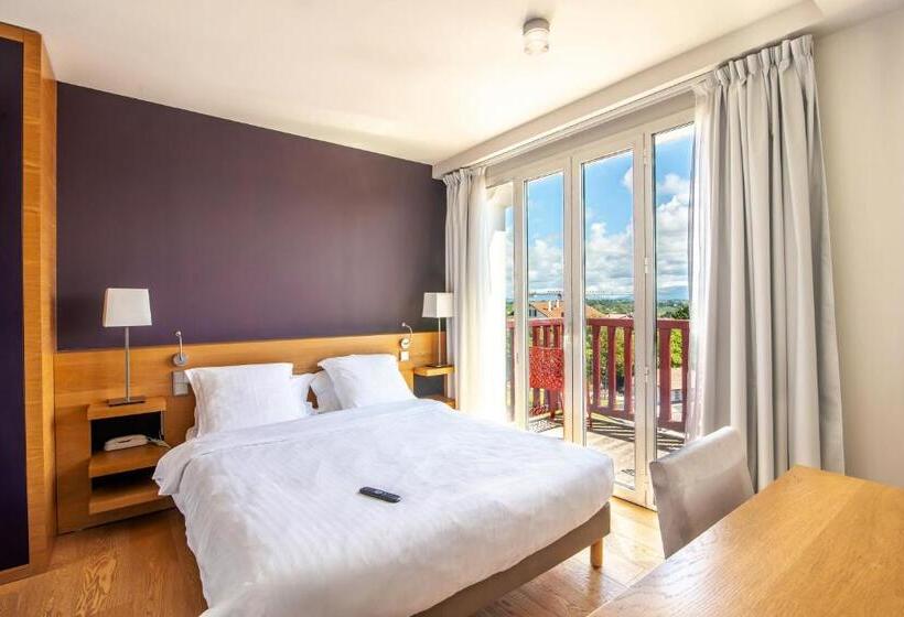 Classic room with balcony, Itsas Mendia