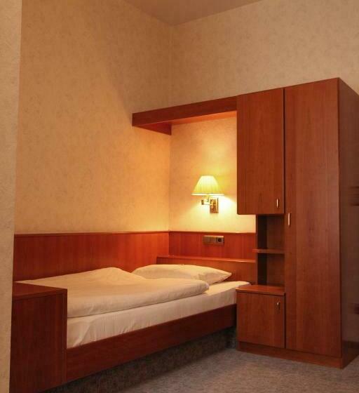 اتاق استاندارد یک نفره, Ackfeld Hotel Restaurant