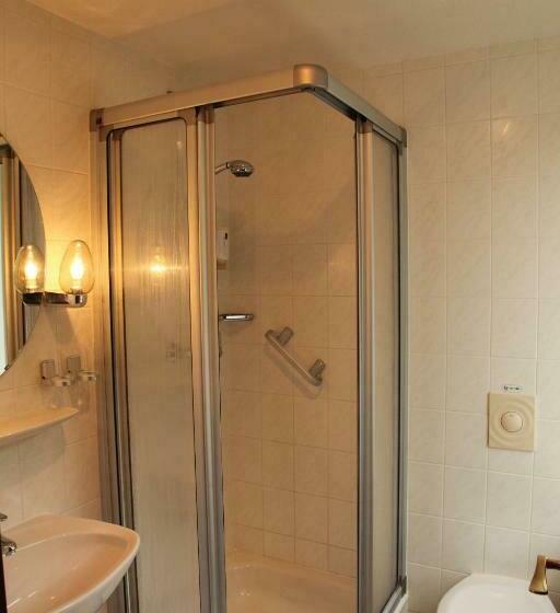 اتاق استاندارد یک نفره, Ackfeld Hotel Restaurant