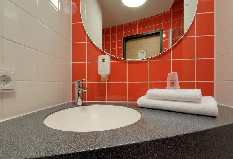 اتاق استاندارد, B&b Hotel Hamburg Harburg