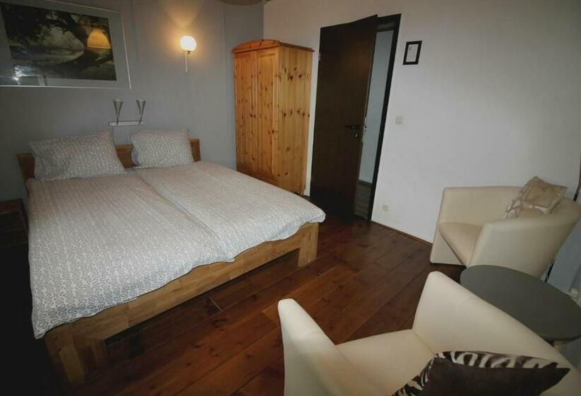 اتاق سوپریور, Bed And Breakfast Am Schwatten Berg