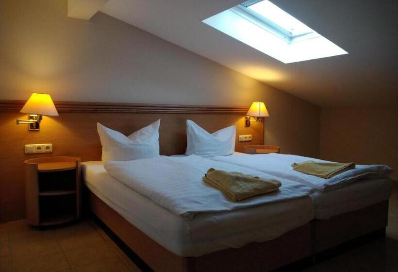 اتاق اینتریور یک تخته, Esplanade & Aparthotel Rialto