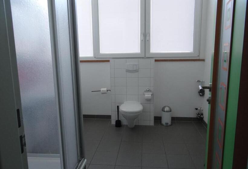 آپارتمان 1 خوابه, Hostel Stralsund